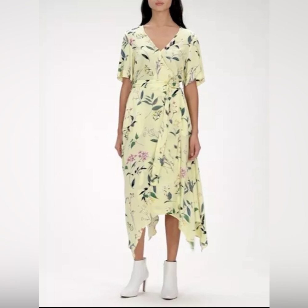 PETITE PRINT HANDKERCHIEF-HEM WRAP DRESS